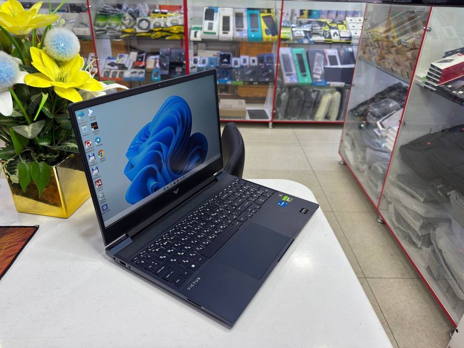 HP Victus Gaming i5-13420H 8GB 512SSD RTX2050