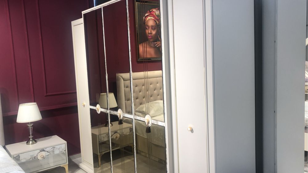 Шкаф от спальнего гарнитуа “Джамлика” (Турция)