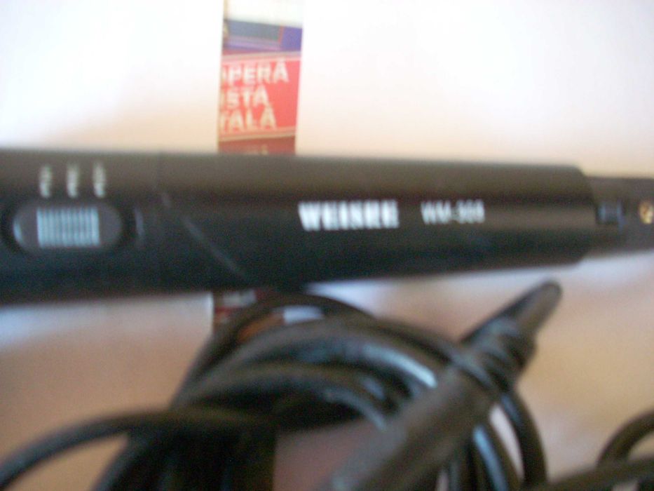 microfoane Karaoke sau jocuri Ps4,Ps3 si casete video mici 16 mm