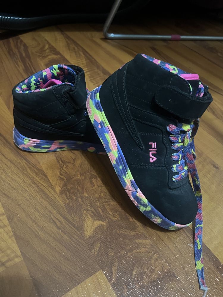 Fila original! Dlya devochek na osen’