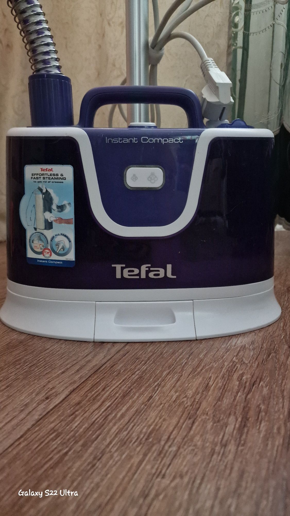 Отпариватель фирмы Tefal