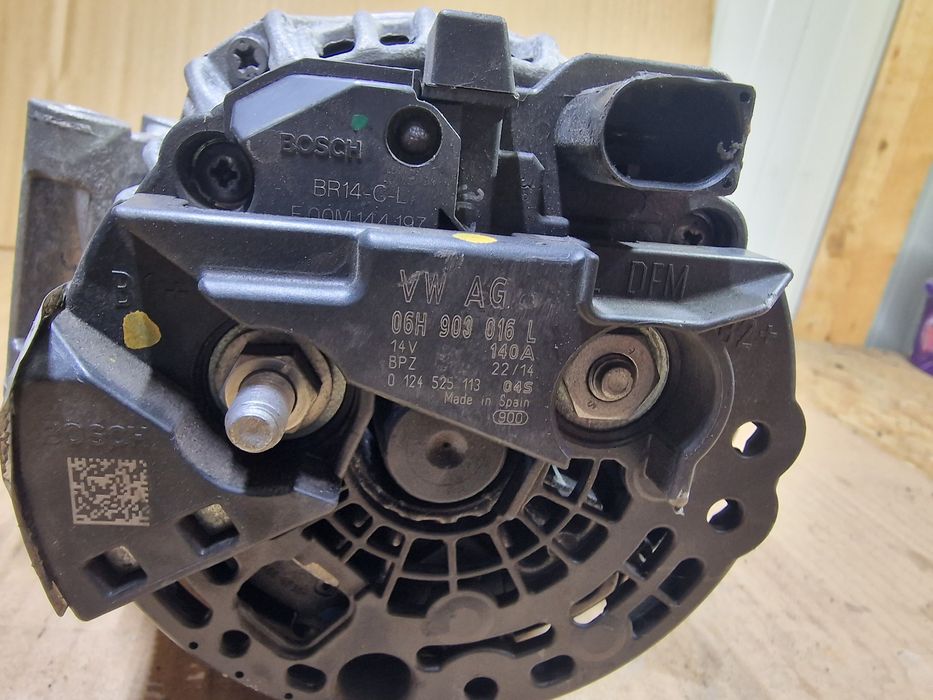Alternator sau electromotor Audi A4 B8 A5 Q5 2009-2016