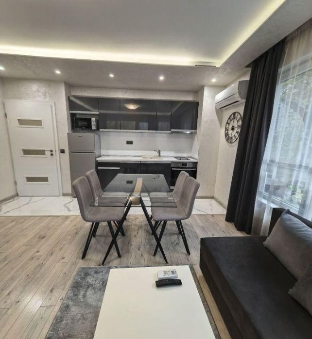 Тристаен апартамент под наем в кв. Каменица 1