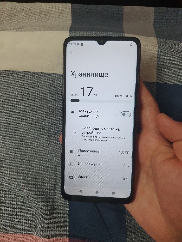 Srochna sotiladi Xiaomi Redmi A3 4/128Gb Black Xolati ideal Zor