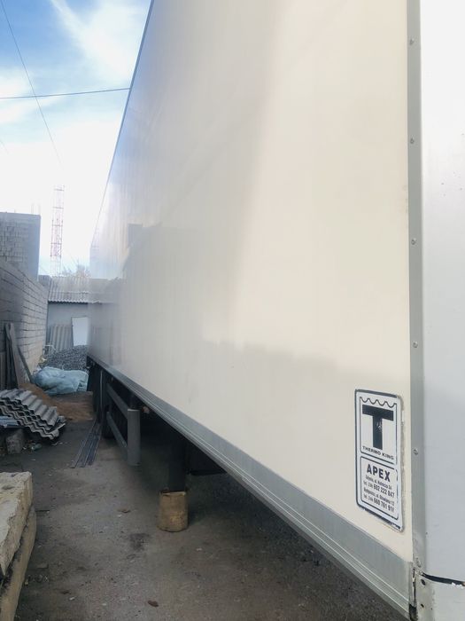 Полуприцеп сотилади