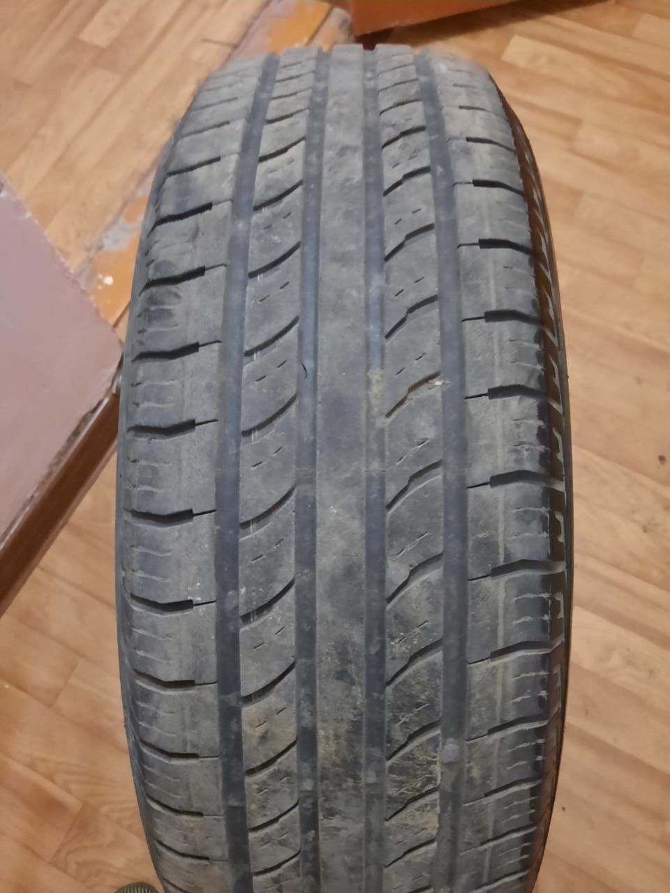 35 тыс за пару! Летние шины  235/75R16