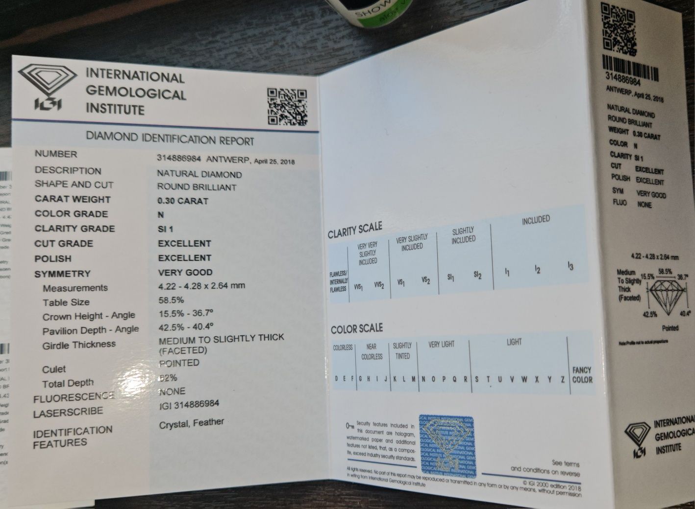Diamante naturale cu certificat IGI GIA pentru cercei inel pandant aur