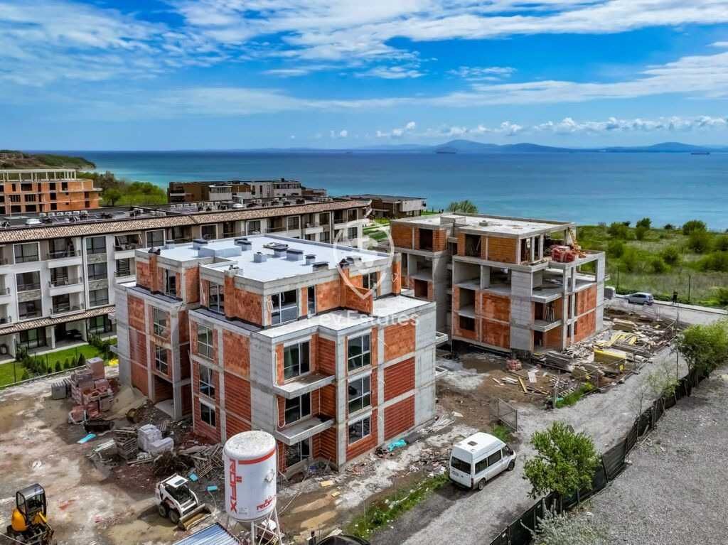 Продава се Двустаен апартамент в Бургас, Сарафово - 61 кв.м за 1582 €/кв.м - Снимка #7