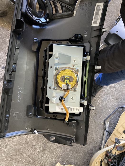 Mazda CX-7 2010година Табло с бег