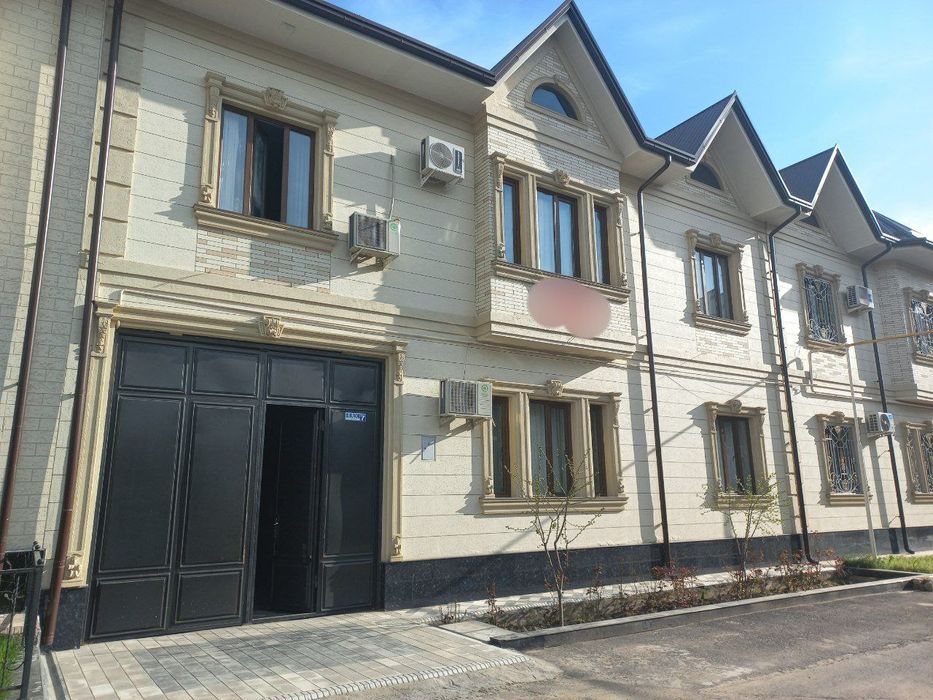 Продаётся участка своя 8ком 2.5 соток. Хонобод.