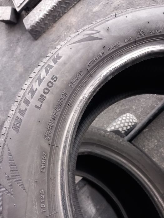 Bridgestone 235 55 r17 iarna