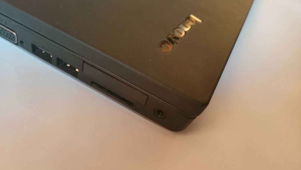 Lenovo t540p i3/ 500gb hdd/ 4gb здрава батерия