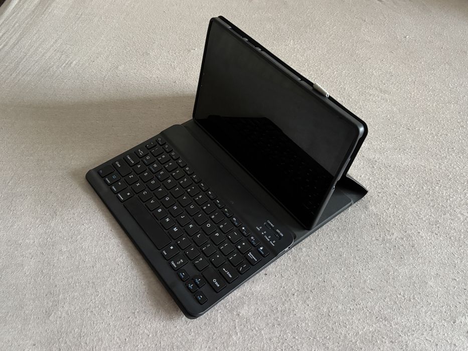 Tabletă Lenovo Tab M10 FHD Plus (Gen. 2) + Tastatură și Mouse