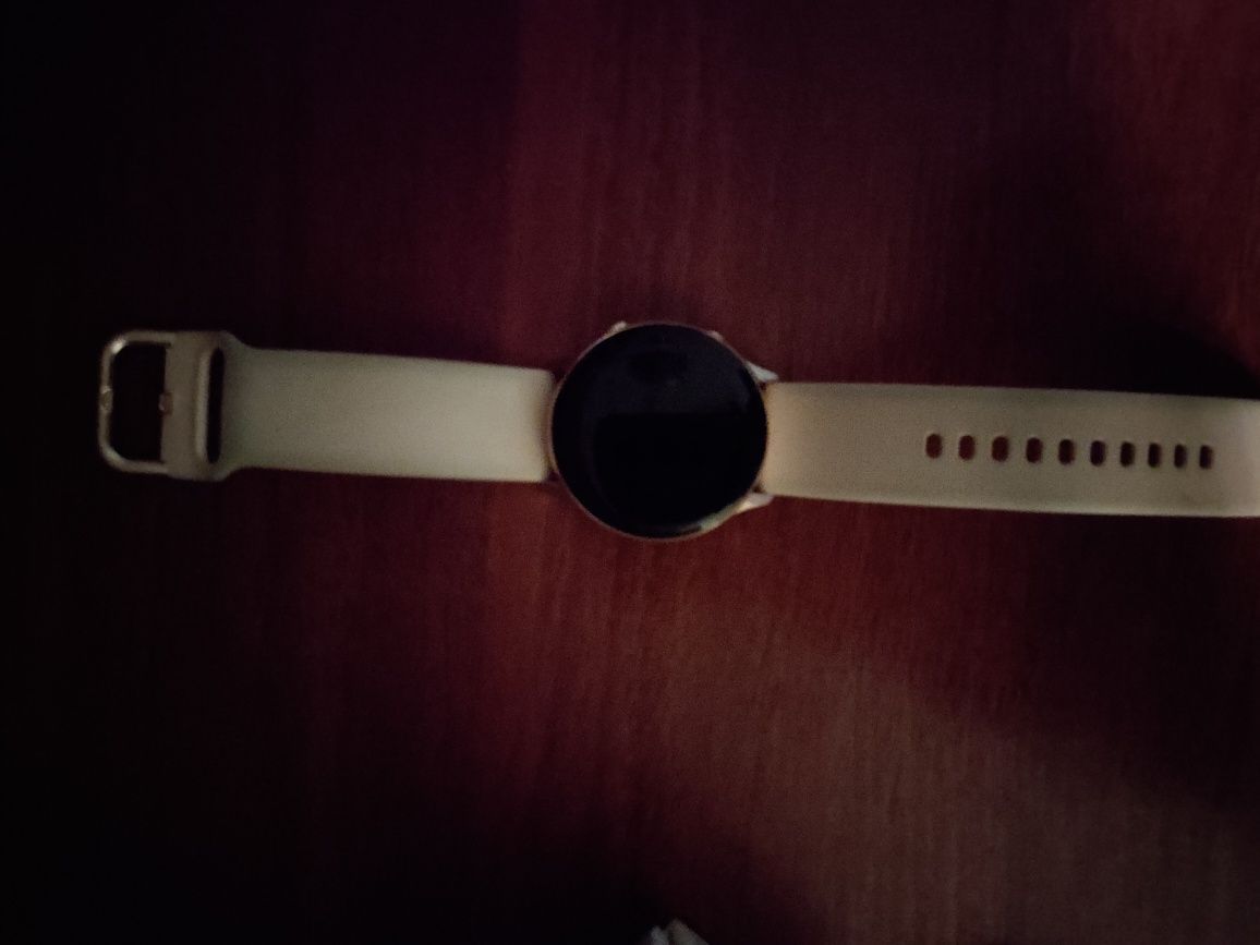 Продам Samsung Galaxy Watch 4  Active