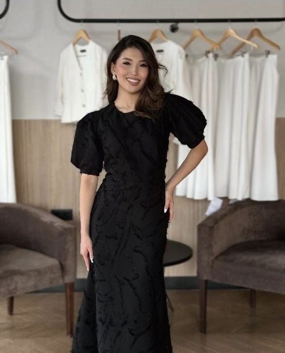 1 ақ рет киілген көйлек сатылады