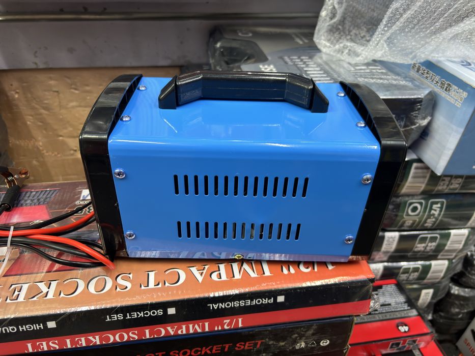 Зарядное устройство