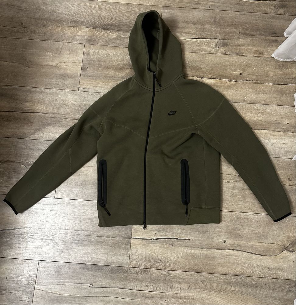 Горища Nike Tech Fleece