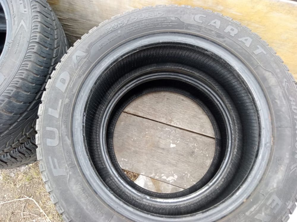 Продам шины б/у 205/50R15