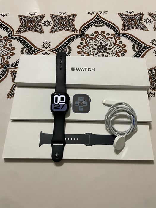 Продам Apple Watch SE 2nd Gen 44mm