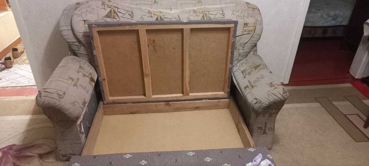 Продам диван раскладной