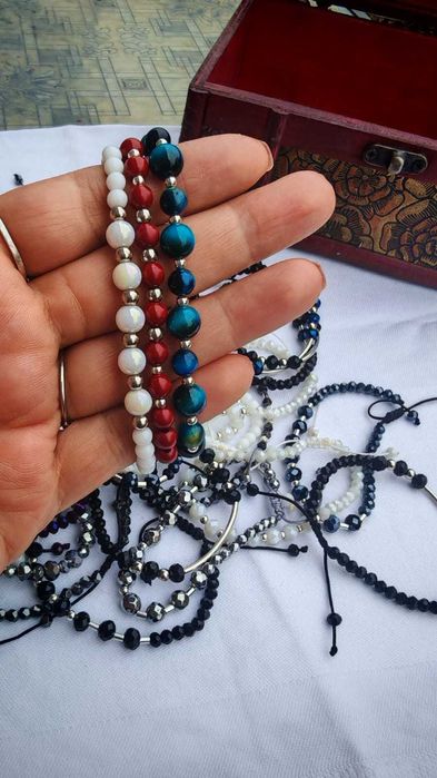 set de bratari dama din margele si argint.3 bucati 100 lei