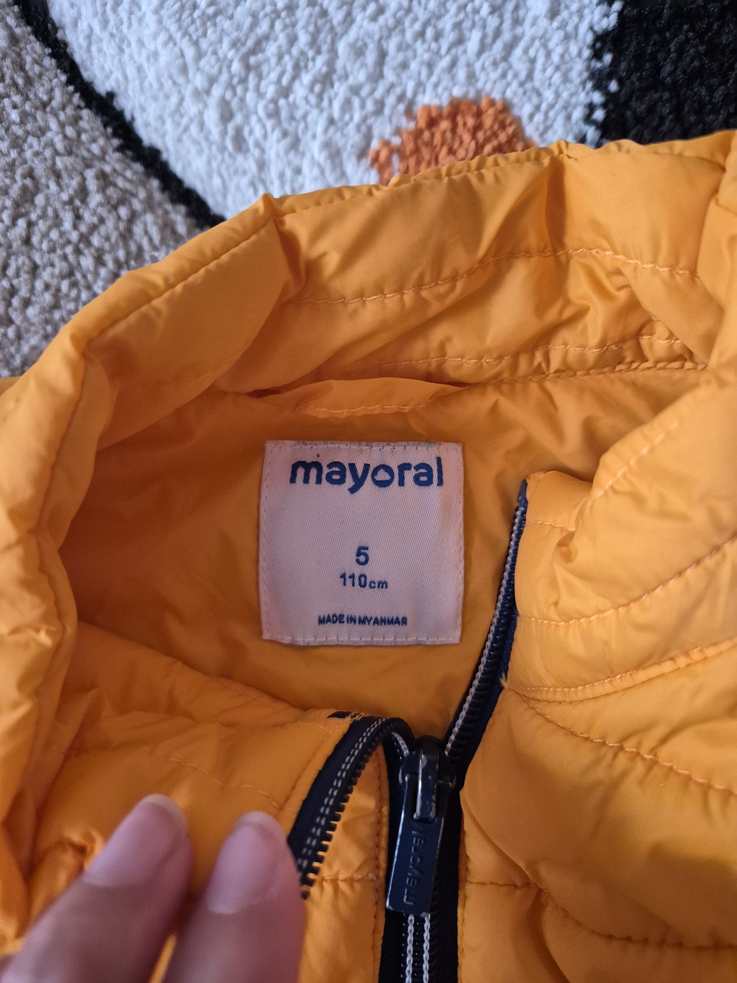 Mayoral яке 5 години