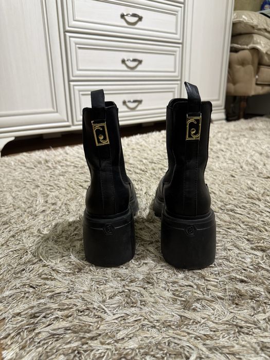 Оригинални боти от естествена кожа Liu Jo