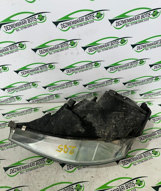 Far dreapta Ford Focus prima generatie