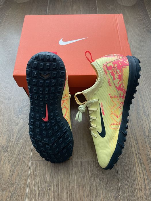 Детски футболни стоножки Nike Superfly