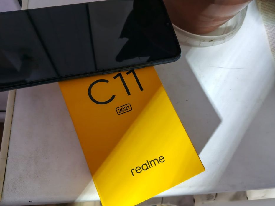 Продам телефон Realme c11