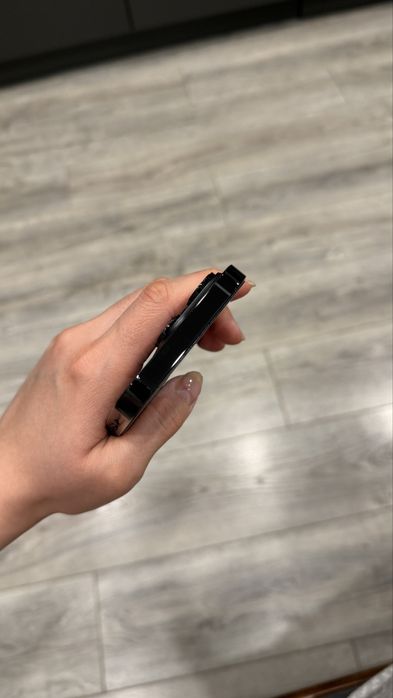 Продаю iPhone 14 pro