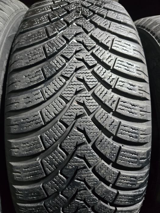 Anvelope 215/60 R16 FALKEN de iarna