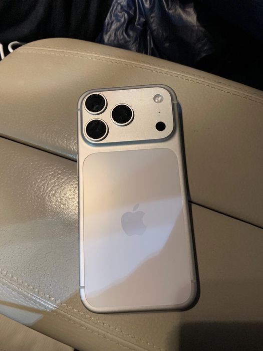 Айфон 17 про 256 гб