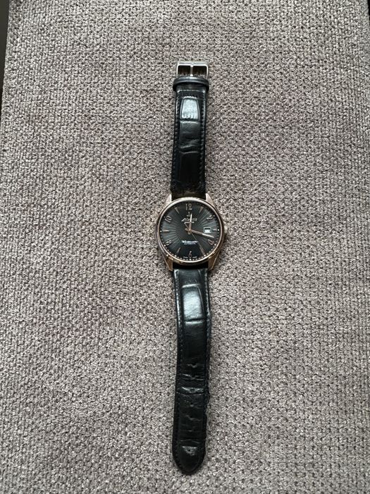 Продавам часовник ATLANTIC,