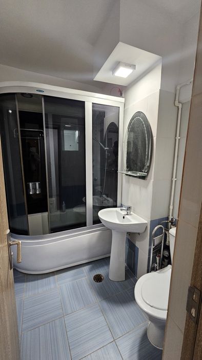 Apartament de inchiriat incepand cu 5 ianuarie