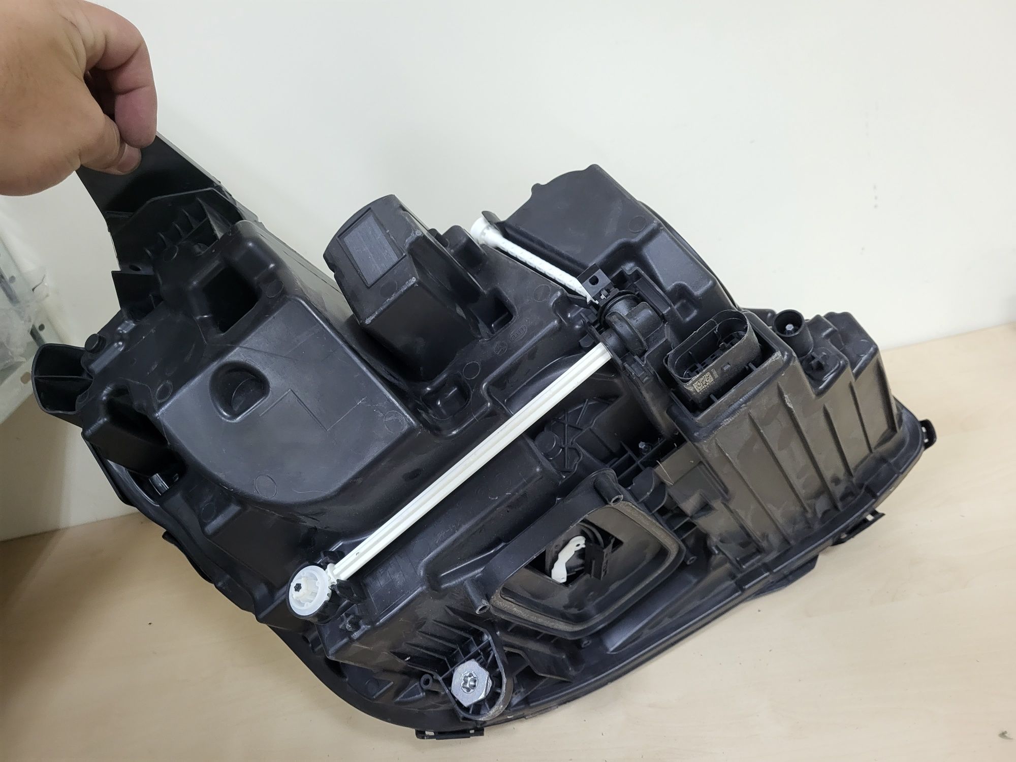 Ляв фар Mercedes E W213 LED High Performance lqv far мерцедес 213