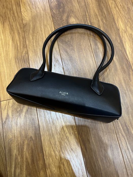 Черна чанта Alaia