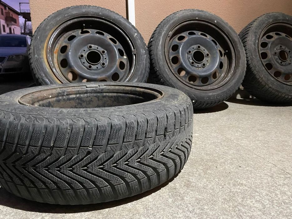 Anvelope cu janta iarna 205/65 R16  pentru BMW