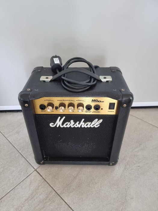 Marshall MG10CD усилвател