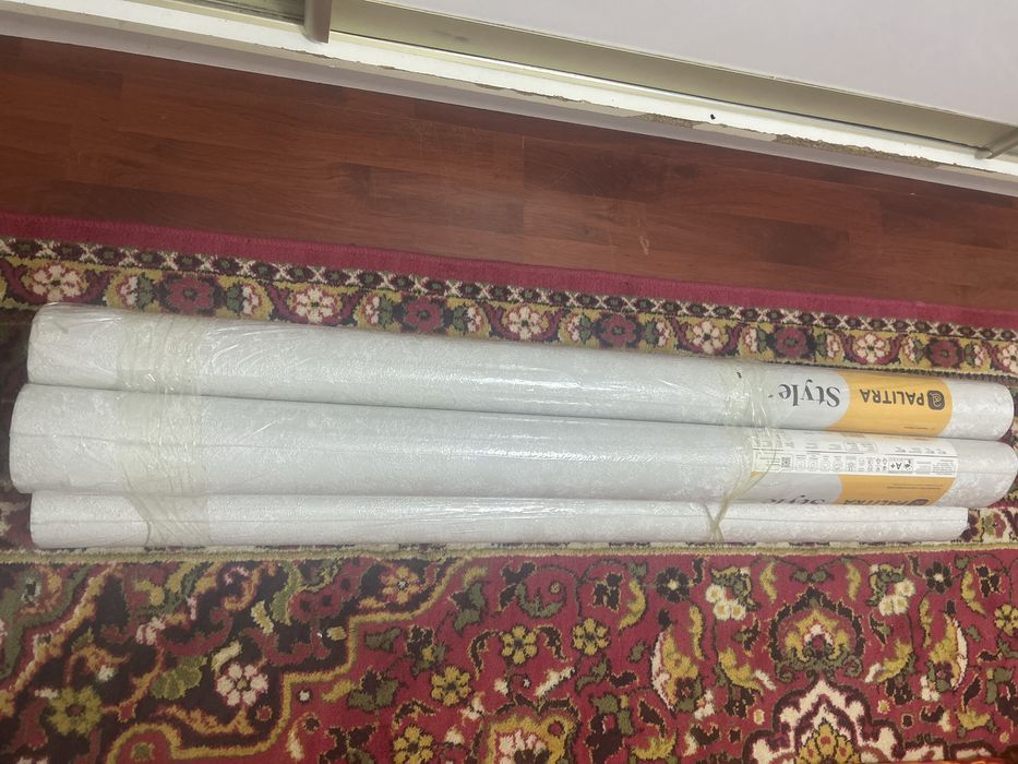 Продам обои новые 4 рулона.Вид как на фото.