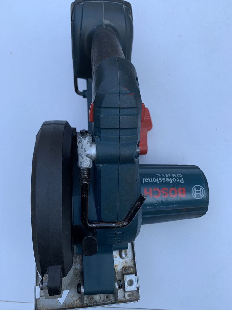 Bosch GKM 18V-LI /ръчен циркуляр/
