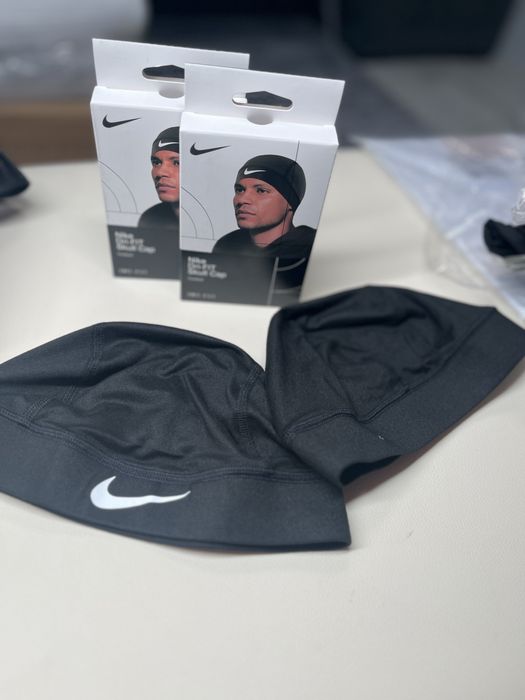 Шапка Nike Dri-FIT Skull Cap