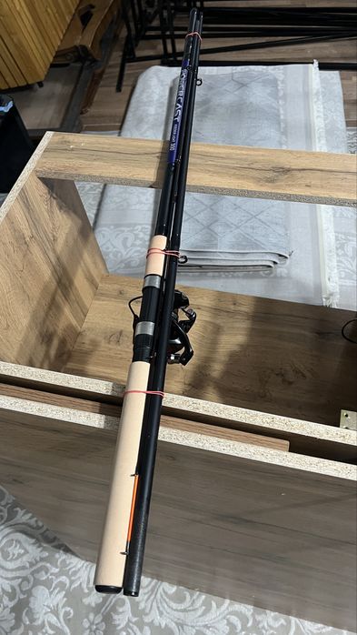 Продаю фидерный спиннинг 3м, катушка mafine 4000 ориг