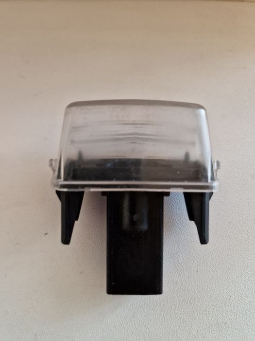 Lampa număr de înmatriculare pentru Peugeot 307