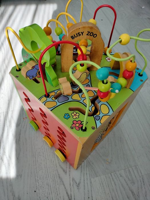 Cub interactiv/educativ