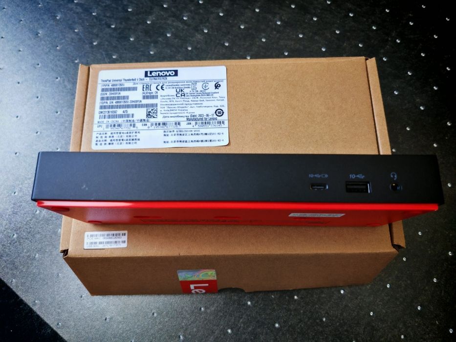 ThinkPad Universal Thunderbolt 4 Dock USB-C