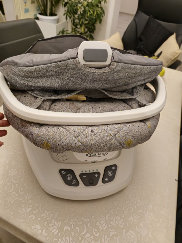 Шезлонг/люлка Graco