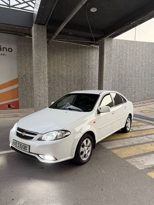 Jentra 2019 yil 3 pozitsya qilingan