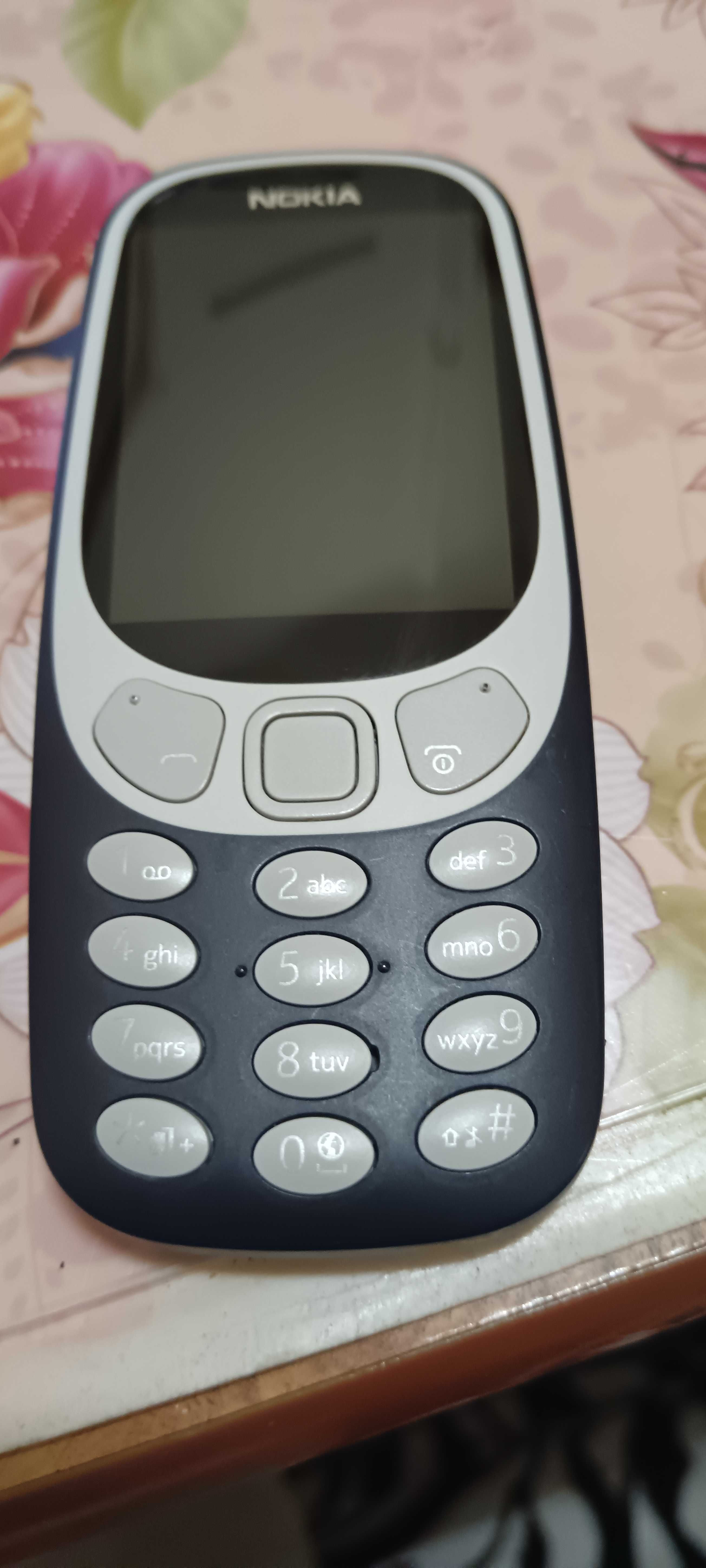 Vând telefon Nokia funcțional cu butoane..