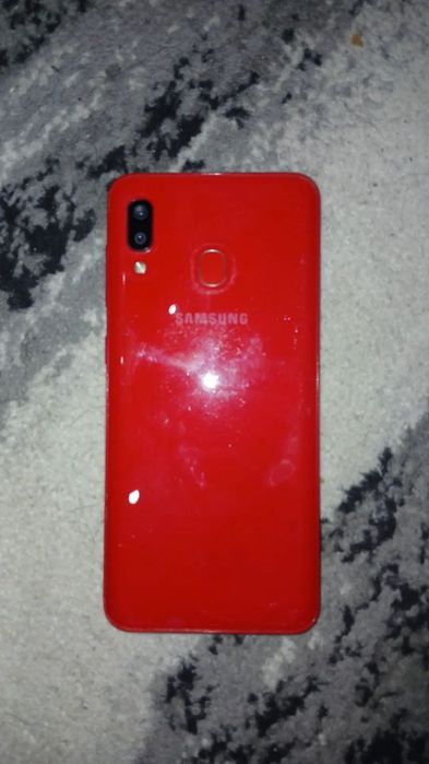 Samsung A20 holati zor